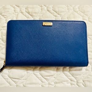 Kate Spade travel wallet